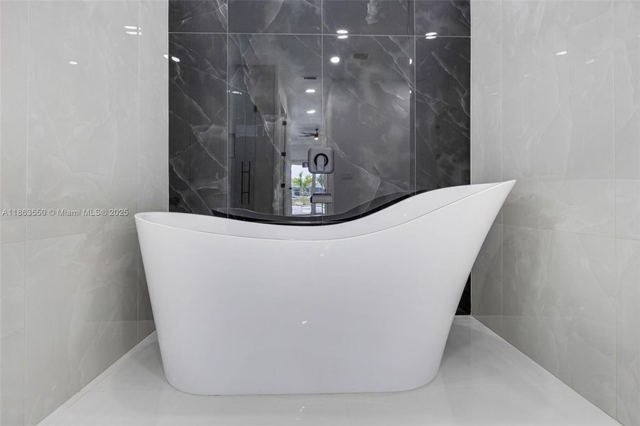 Furnished interior view inside a new home in , Cape Coral (Image 12). Furnished interior view inside a new home in , Cape Coral (Image 12).