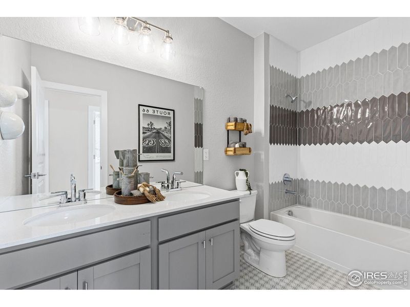Furnished interior view inside a new home in Farmstead, Berthoud (Image 4).