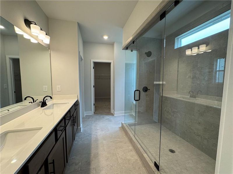 Furnished interior view inside a new home in Rosewood Lake Preserve, Hoschton (Image 12).