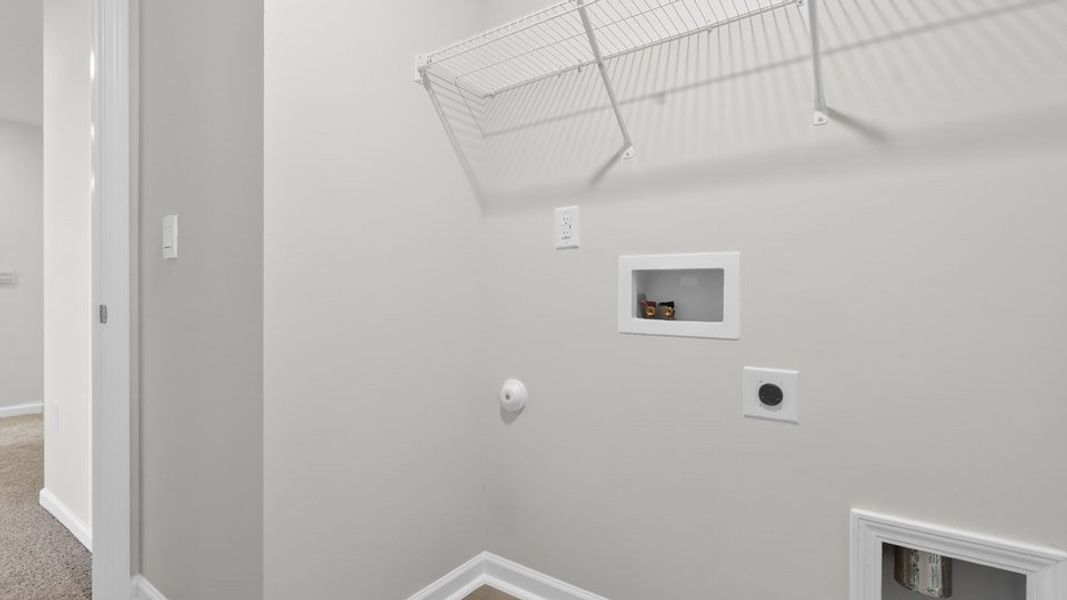 Spacious, unfurnished interior of a new home in Cross Creek, Spring Lake (Image 30). Spacious, unfurnished interior of a new home in Cross Creek, Spring Lake (Image 30).