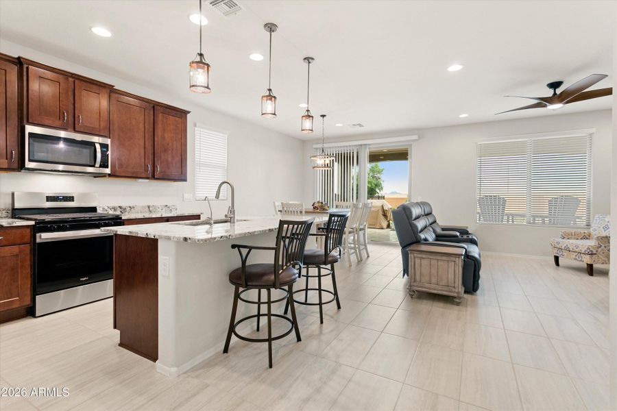 05-Living Room_Kitchen