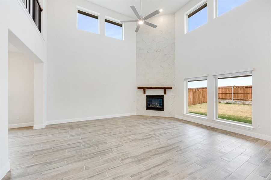 Spacious, unfurnished interior of a new home in Sonoma Verde, McLendon-Chisholm (Image 35).