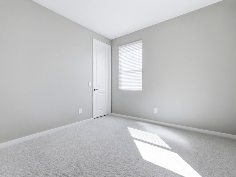 Spacious, unfurnished interior of a new home in Paloma Creek - Signature Series, Surprise (Image 18).