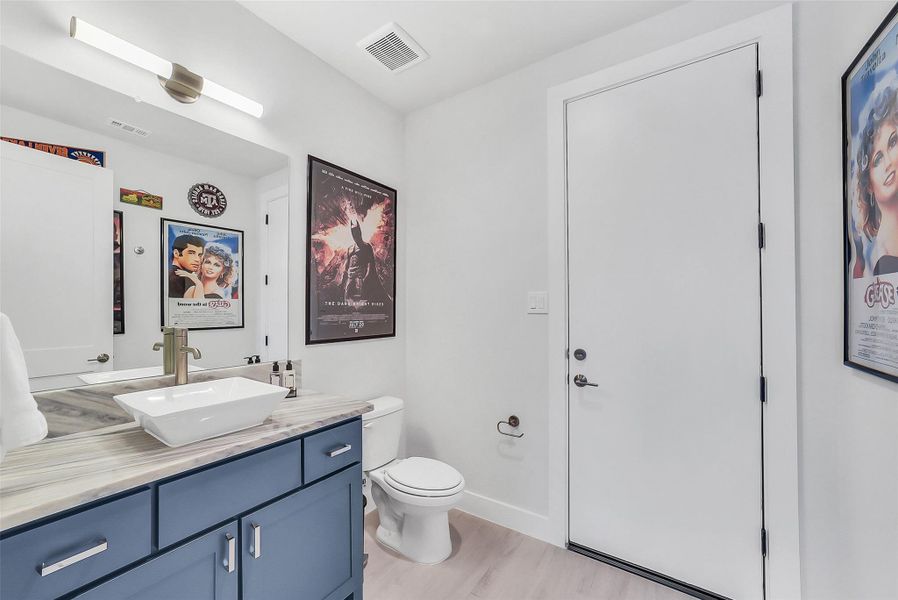 Furnished interior view inside a new home in Lakeview, Waller (Image 41).