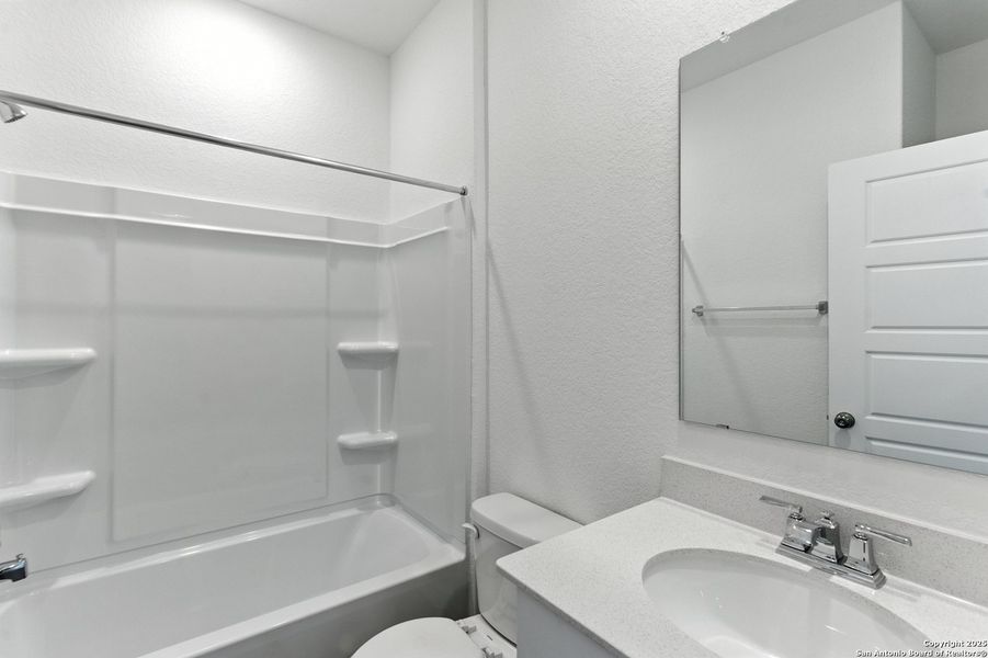 Furnished interior view inside a new home in The Overlook at Creekside, New Braunfels (Image 6). Furnished interior view inside a new home in The Overlook at Creekside, New Braunfels (Image 6).