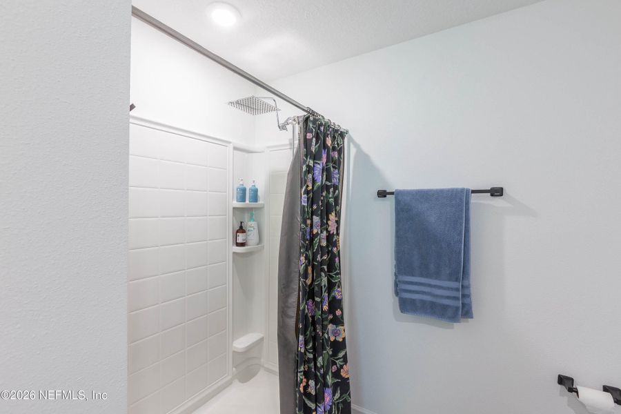 Image 34 of a home in .