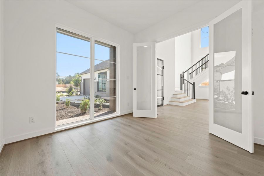 Representative image. Features, specifications, selections and colors may vary. Representative image. Features, specifications, selections and colors may vary.