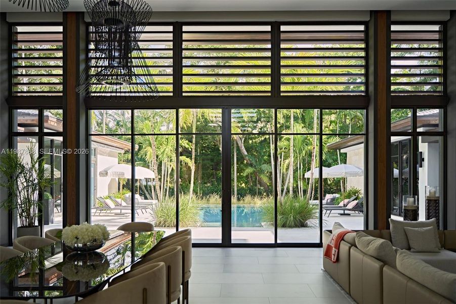 Community amenities in , Pinecrest (Image 39).