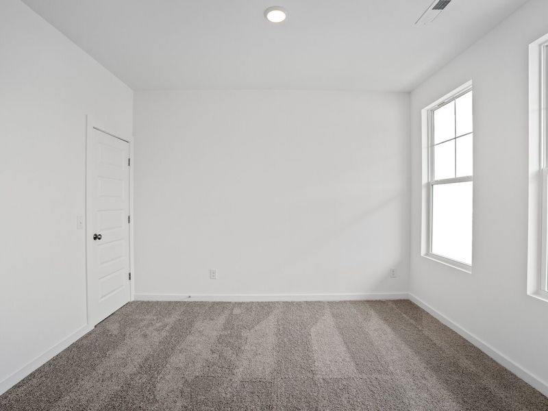 Spacious, unfurnished interior of a new home in Sage Farms, White House (Image 19). Spacious, unfurnished interior of a new home in Sage Farms, White House (Image 19).