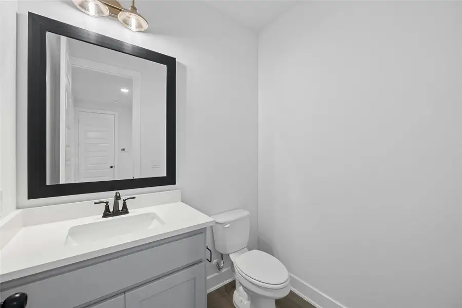 Representative image. Features, specifications, selections and colors may vary. Representative image. Features, specifications, selections and colors may vary.