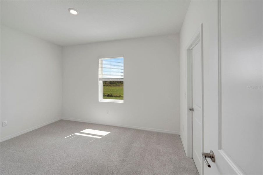 Spacious, unfurnished interior of a new home in , Apollo Beach (Image 16).