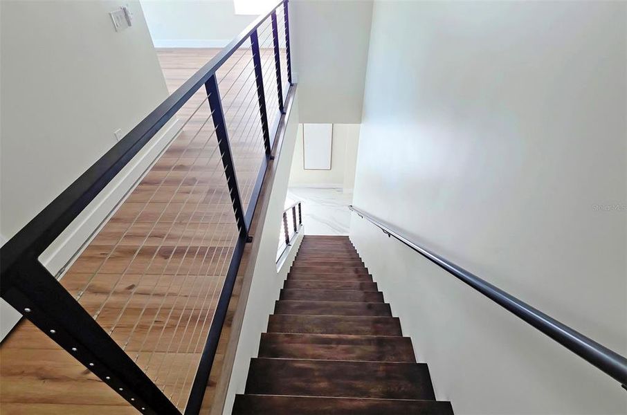 Spacious, unfurnished interior of a new home in , Sarasota (Image 73).