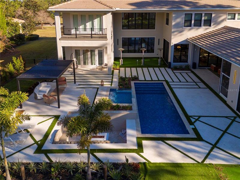 Exterior details and patio area of a home in , Montverde (Image 28).