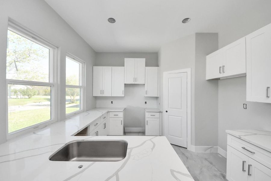 Furnished interior view inside a new home in , Houston (Image 7).