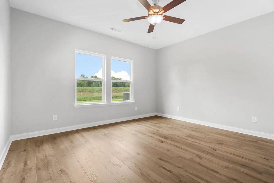 The Leighland B Bedroom 2