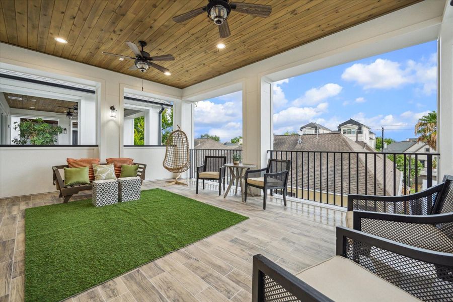 Image 33 of a home in . Image 33 of a home in .