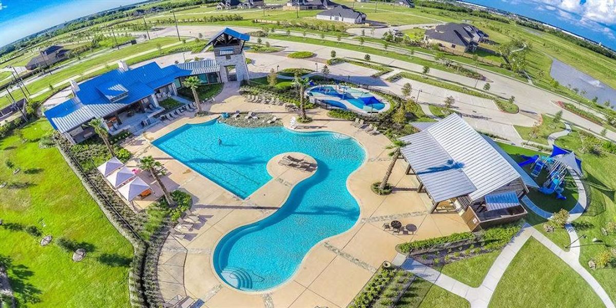 GREAT pool and play area in Jordan Ranch!