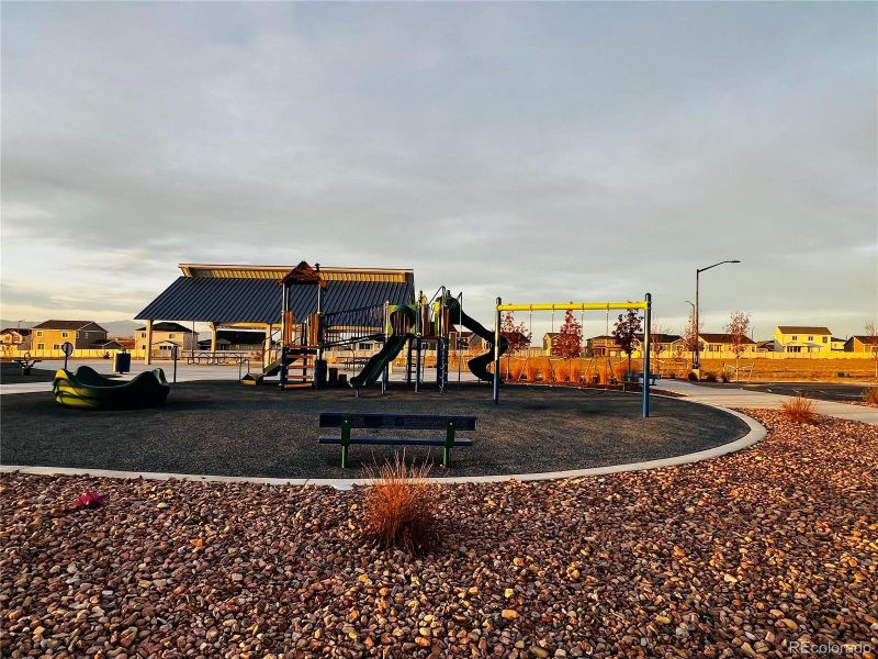 Community amenities in , Pueblo (Image 41).