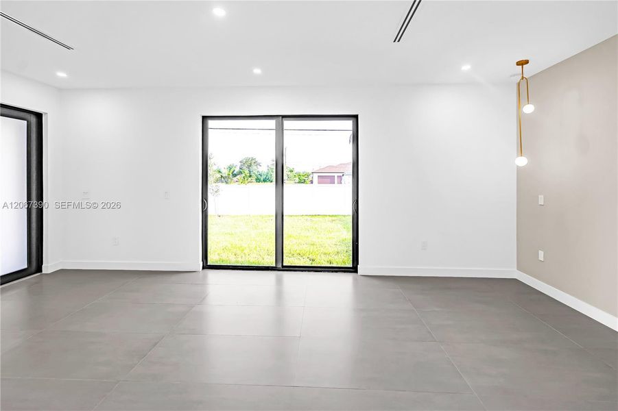 Spacious, unfurnished interior of a new home in , Cape Coral (Image 36). Spacious, unfurnished interior of a new home in , Cape Coral (Image 36).