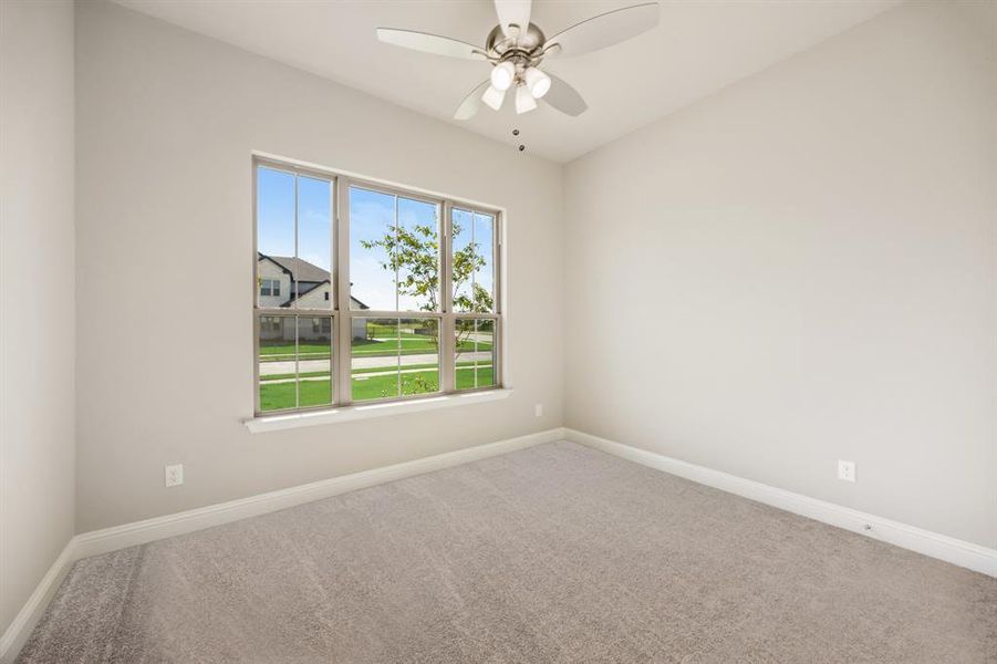 Spacious, unfurnished interior of a new home in Heath Golf and Yacht, Heath (Image 14).