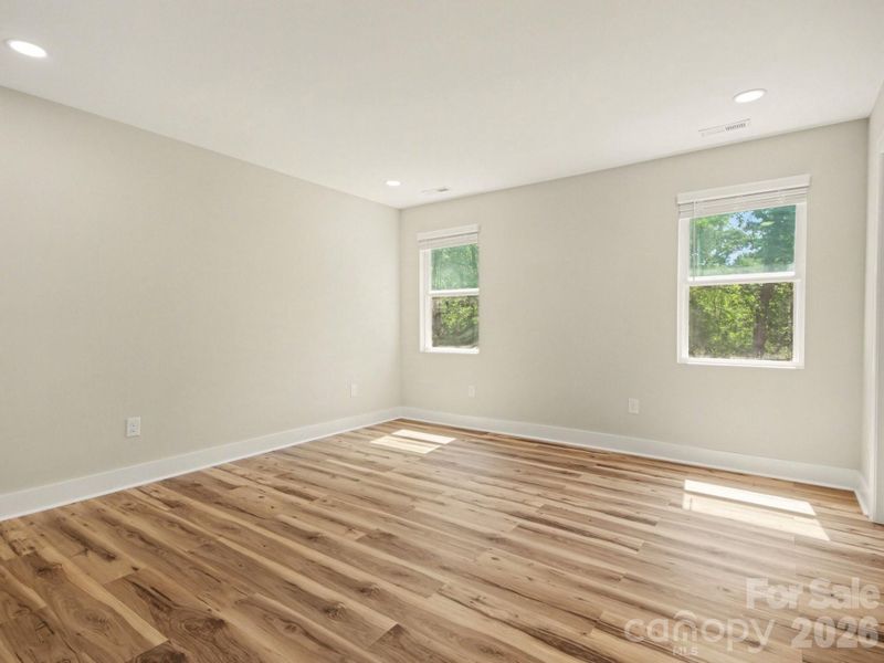 Spacious, unfurnished interior of a new home in , Gastonia (Image 14).