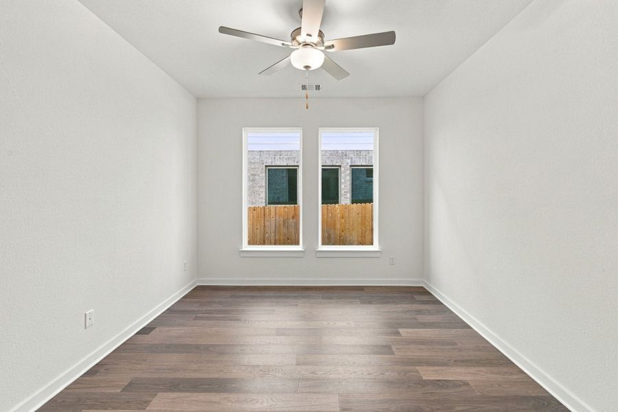 4br New Home in Liberty Hill, TX.  - Slide 31