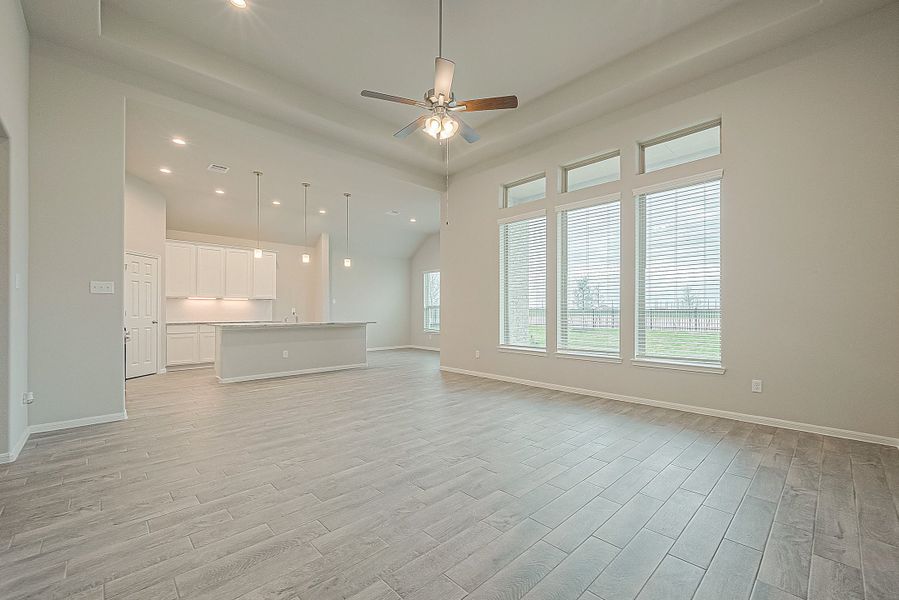 Representative unfurnished interior of a home built from the Floor Plan 2050 by Colina Homes in Grand Magnolia, Magnolia (Image 40).