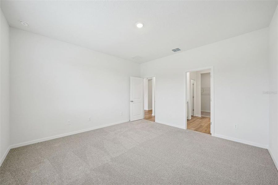 Spacious, unfurnished interior of a new home in Two Rivers - Classic Series, Zephyrhills (Image 43).