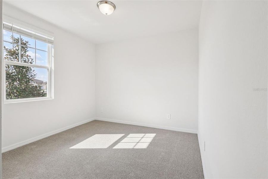 Spacious, unfurnished interior of a new home in Crosswinds - Signature Series, Haines City (Image 17).