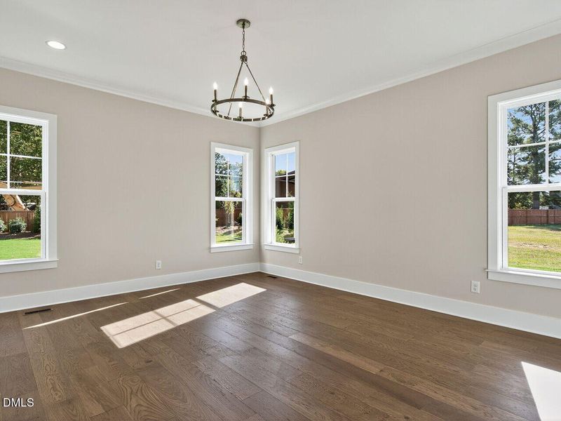 018-1280x960-primary-br