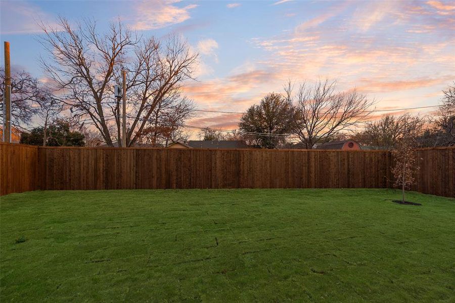 Exterior details and patio area of a home in , Dallas (Image 28).
