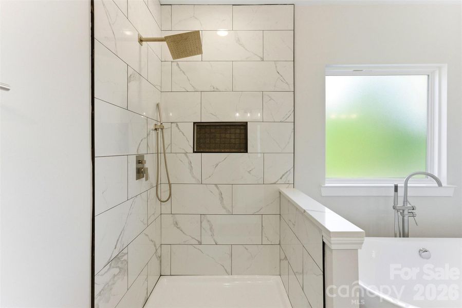 Image 34 of a home in .