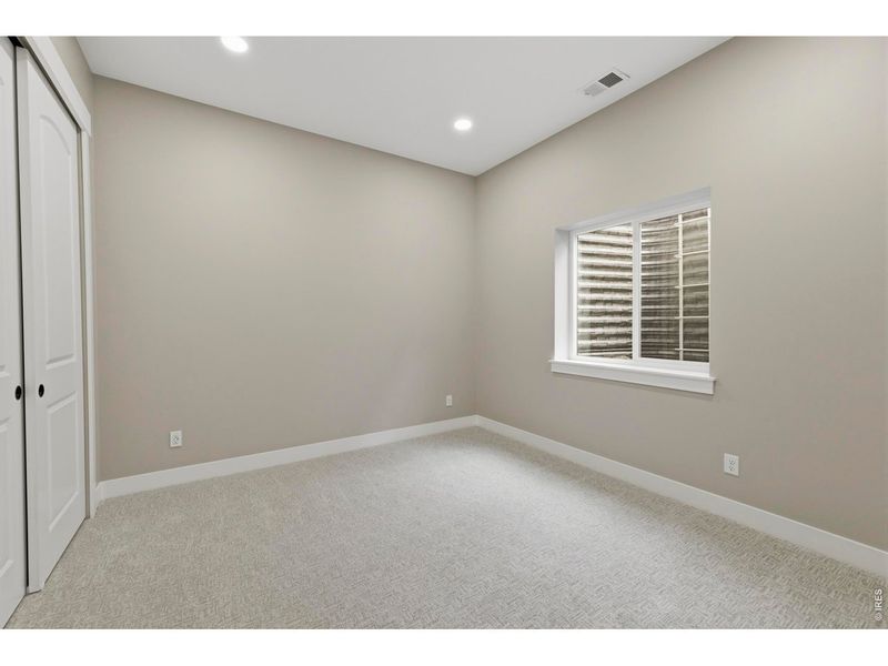 Spacious, unfurnished interior of a new home in , Berthoud (Image 40).
