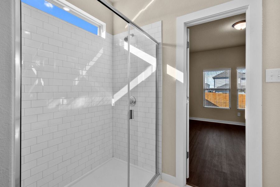 4br New Home in Elgin, TX.  - Slide 10