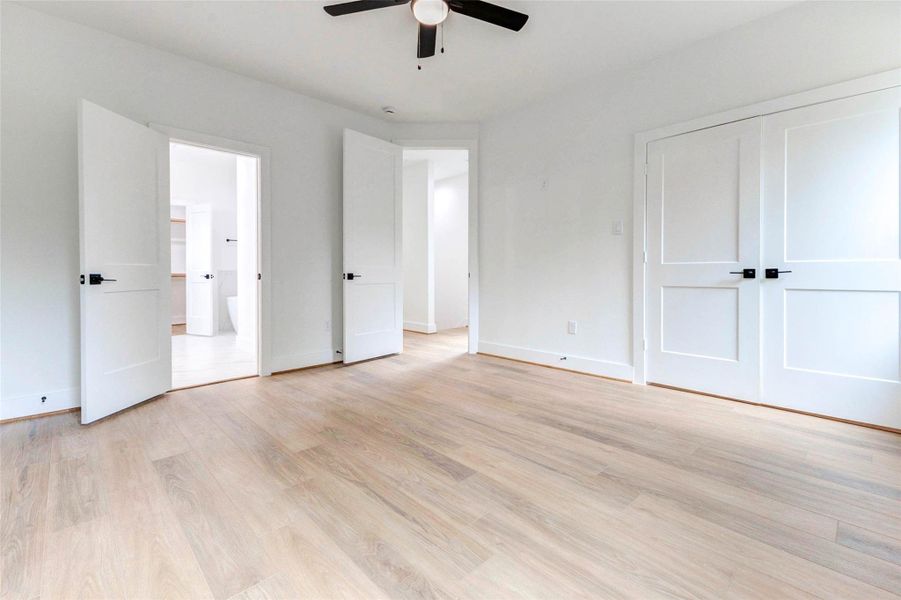 Spacious, unfurnished interior of a new home in , Houston (Image 25).