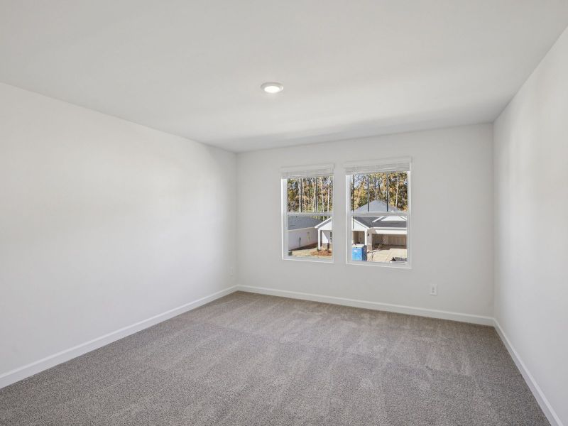 Spacious, unfurnished interior of a new home in Nelson's Creek, Mocksville (Image 16).