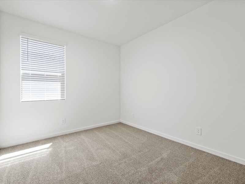 Spacious, unfurnished interior of a new home in Mountain View Estates Reserve Series, Buckeye (Image 17).