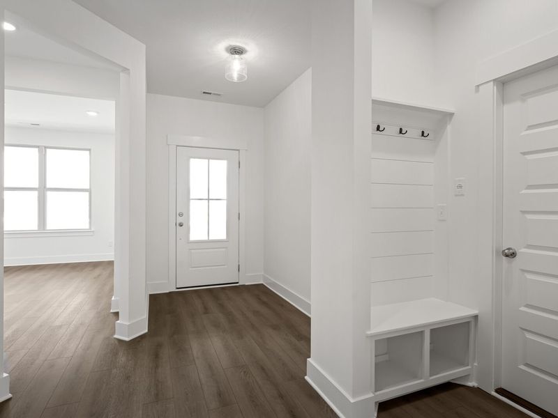 Spacious, unfurnished interior of a new home in Woods Crossing, Gallatin (Image 24).