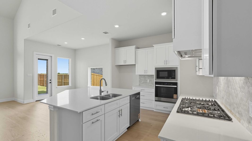 Representative furnished interior of a home built from the MESA by D.R. Horton in Clearview Ranch, Royse City (Image 7). Representative furnished interior of a home built from the MESA by D.R. Horton in Clearview Ranch, Royse City (Image 7).