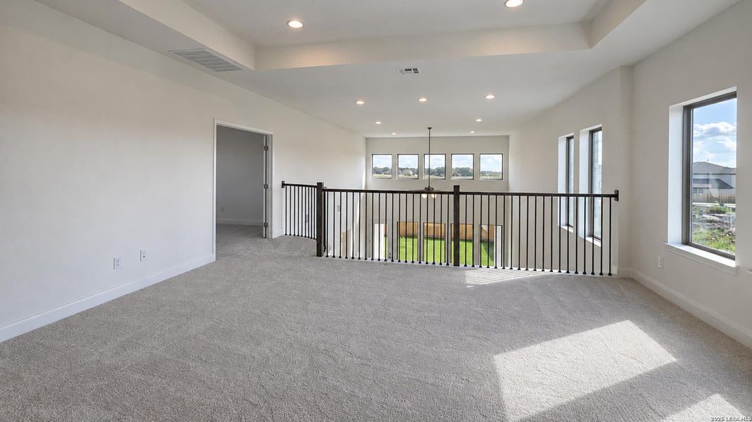 Spacious, unfurnished interior of a new home in Meadows of Mill Creek, Seguin (Image 22).