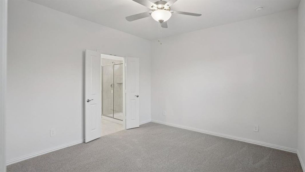 Photo is not of the actual home, but is an inspirational photo of builder’s model home and may depict options, furnishings, and/or decorator features that are not included.