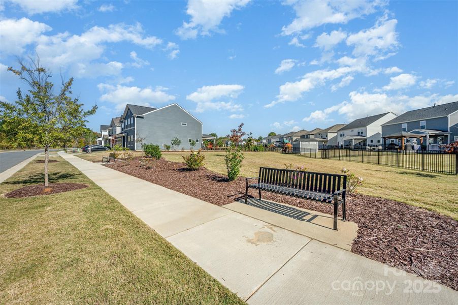 Image 41 of a home in Parkside Crossing.
