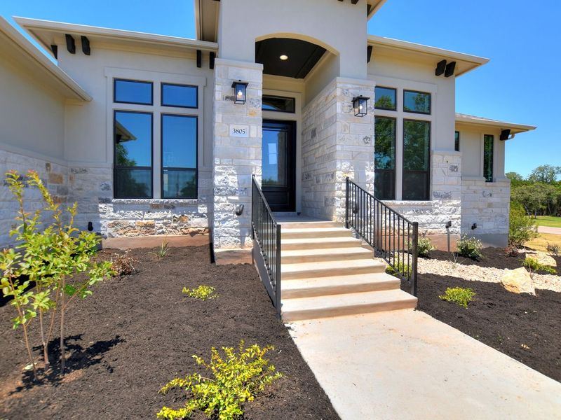 Representative exterior details of a home built from the Avalon by Giddens Homes in Scofield Farms Estates, Georgetown (Image 54).