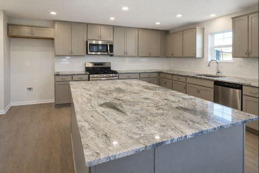Furnished interior view inside a new home in Sierra Vista 60's, Iowa Colony (Image 10).