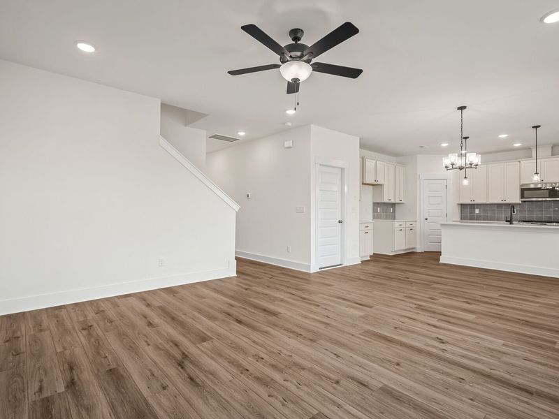 Spacious, unfurnished interior of a new home in Woods Crossing, Gallatin (Image 29).
