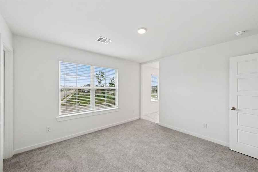 Spacious, unfurnished interior of a new home in Summerview, Fulshear (Image 9). Spacious, unfurnished interior of a new home in Summerview, Fulshear (Image 9).