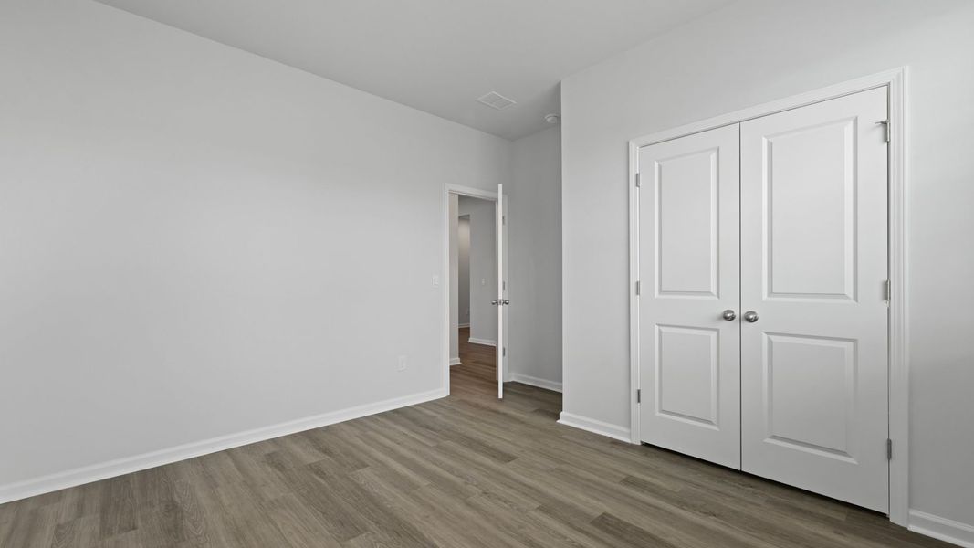 Representative unfurnished interior of a home built from the DARBY-EXP by D.R. Horton in Lakeview at Kitfield, Moncks Corner (Image 15).