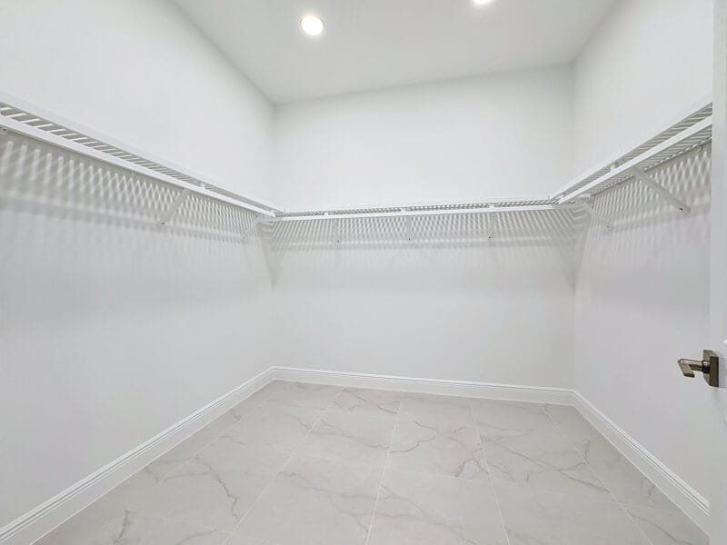 Spacious, unfurnished interior of a new home in River Preserve Estates, Parrish (Image 59).