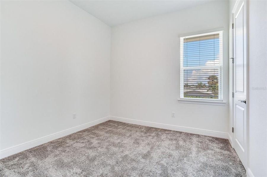 Spacious, unfurnished interior of a new home in , Treasure Island (Image 46).