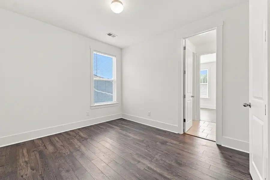 Spacious, unfurnished interior of a new home in , Ravenel (Image 32).